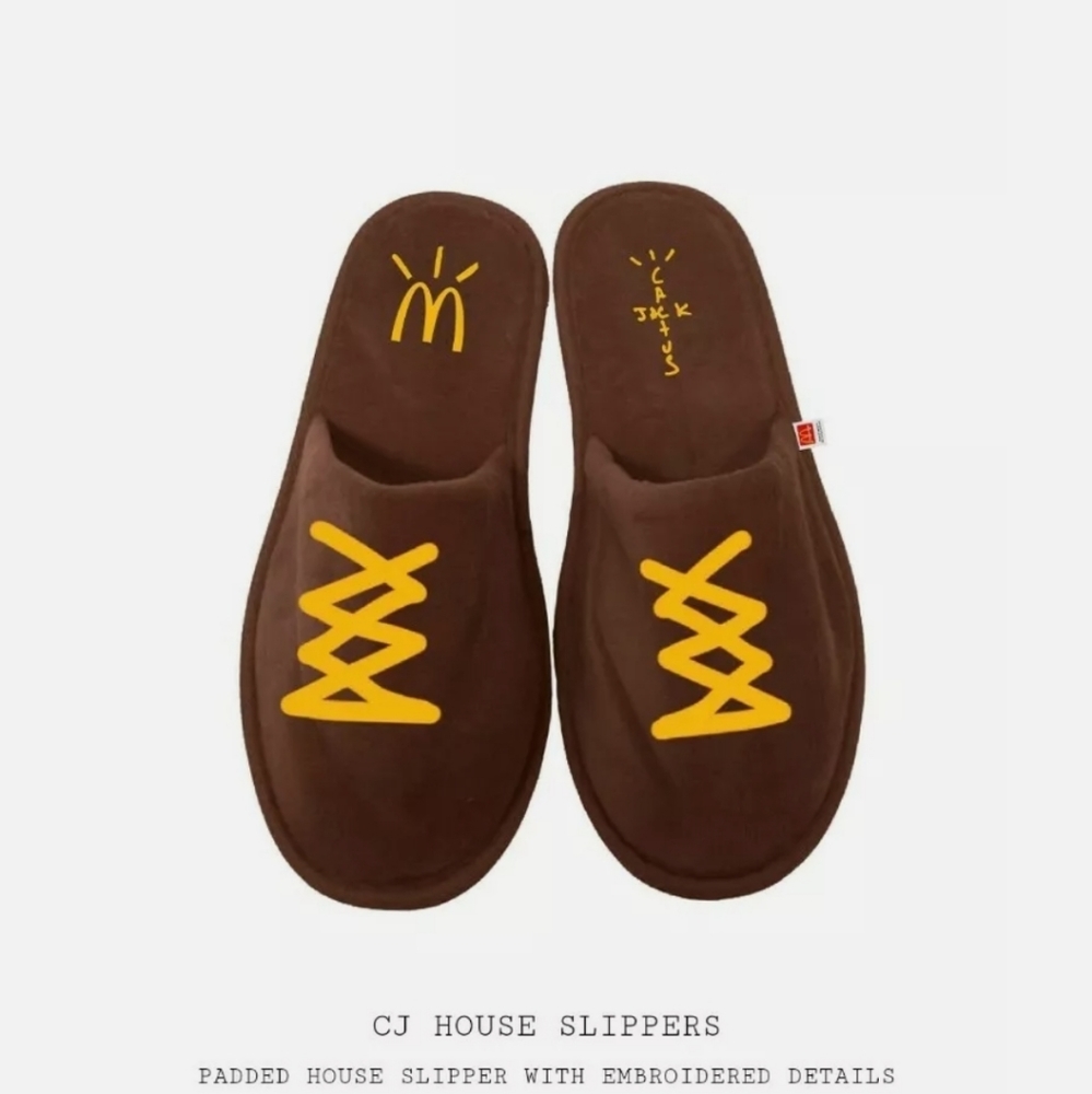 Cactus Jack McDonalds House Slippers 2 pairs